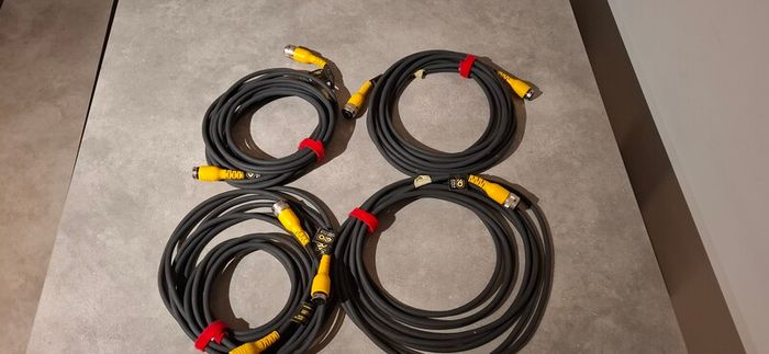 Kino Flo extension cables (25ft) x 4
