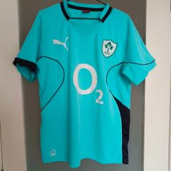 Vintage Puma 2010/11 Ireland Rugby away jersey