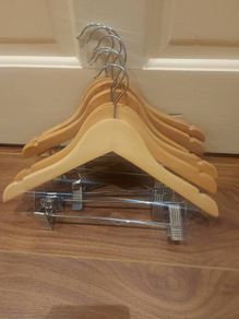 Wooden hangers (kids)