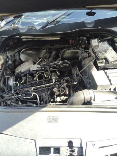 Breaking VW Passat 1.6 cay 2012