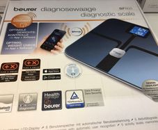 Diagnostic Bathroom Scale in Black Bathroom Scales