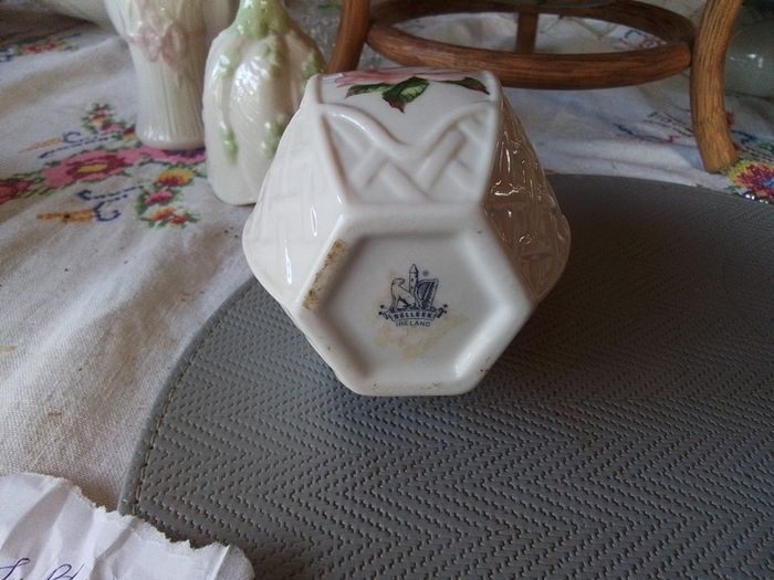 Belleek Small Lattice Vase