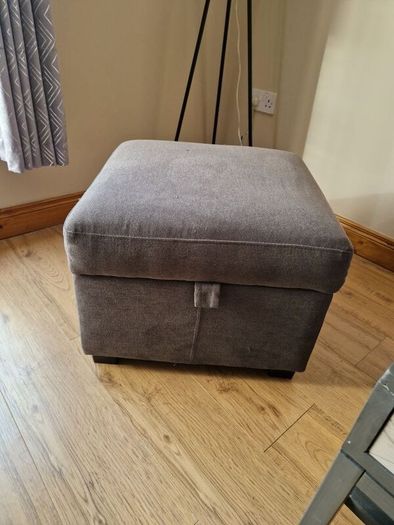 recliner chair and ottoman