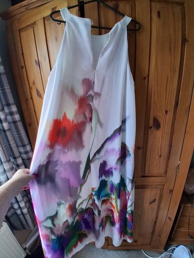 Roman dress uk 16 BNWT
