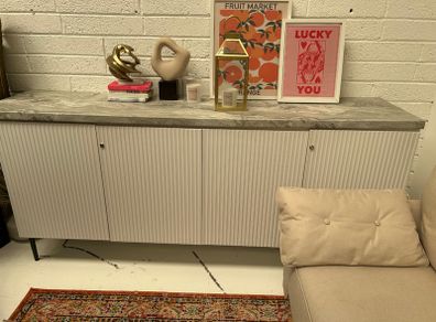 Sideboard with 4 doors and fluted effect front