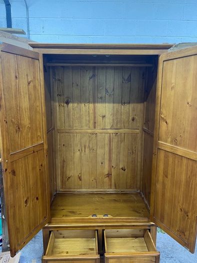 Wardrobe, drawers, locker, bed