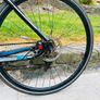 Lightweight aluminium Boardman MX Hybrid Bike Image 2