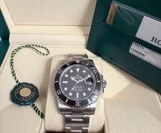 Rolex Submariner Date
