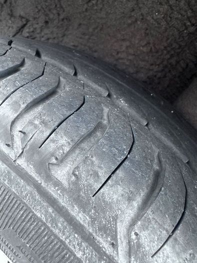 2004 Toyota Yaris need to sale ASAP