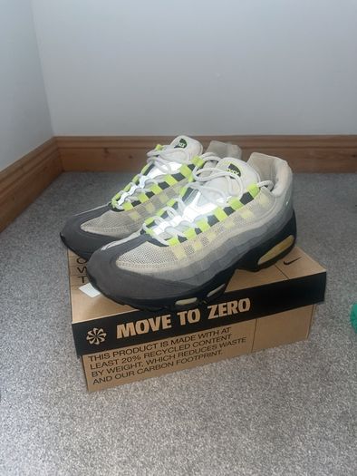 Airmax 95 "neon" og pair from 2005