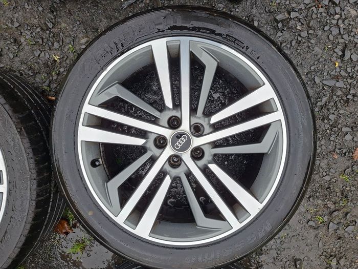 20" Genuine Audi Q5 S Line Alloys with tyres