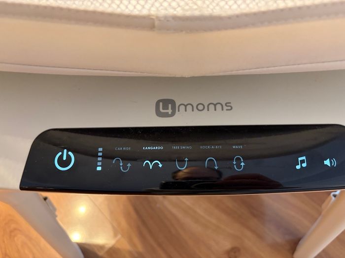 4moms Mamaroo Swing and 4moms Mamaroo Sleep Bassinet
