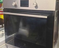 Oven and hob