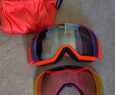 Giro Ski/Snowboard Goggles with Spare VIVID Lens