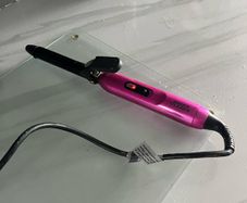 Nicky Clarke  curler