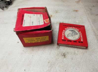 Honda XL250 S Piston and rings