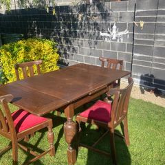 vintage table and chairs