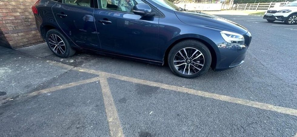 Volvo V40 T3 Automatic Low Mileage