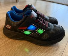 skechers