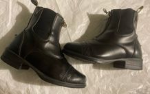 Kids horse riding boots Moretta Rosetta Price dropped