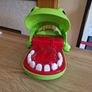 tooth bitting crocodile toy Image 3