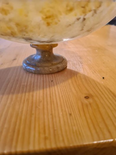 Onyx Pedestal Bowl   20cm Circumference X 9cm Heigh.  Base Is 7cm Circumference.