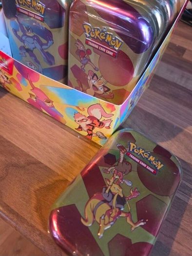 Pokemon 151 mini tins