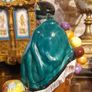 The Old Balloon Seller figurine Image 4