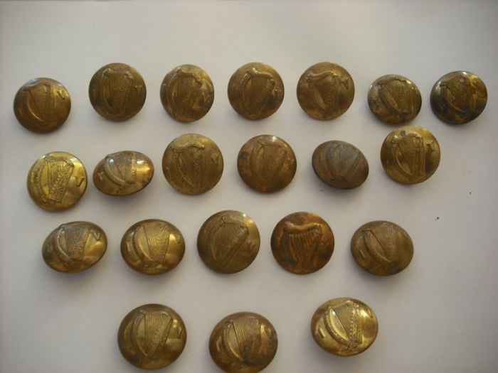 23 buttons irish volteers oglaigh na hereen irish army