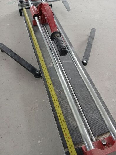 tile cutter