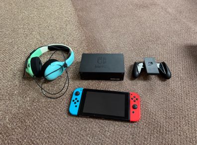 Nintendo switch bundle