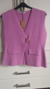 Sleeveless waistcoat