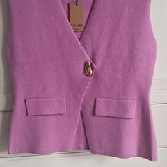 Sleeveless waistcoat