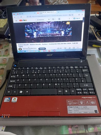 Acer Aspire One, Model D255, Intel Atom N450, 1.66 GHz, 1GB Ram, 250GB HDD, Windows 7, 32 bit, Firefox, Opera, chrome
