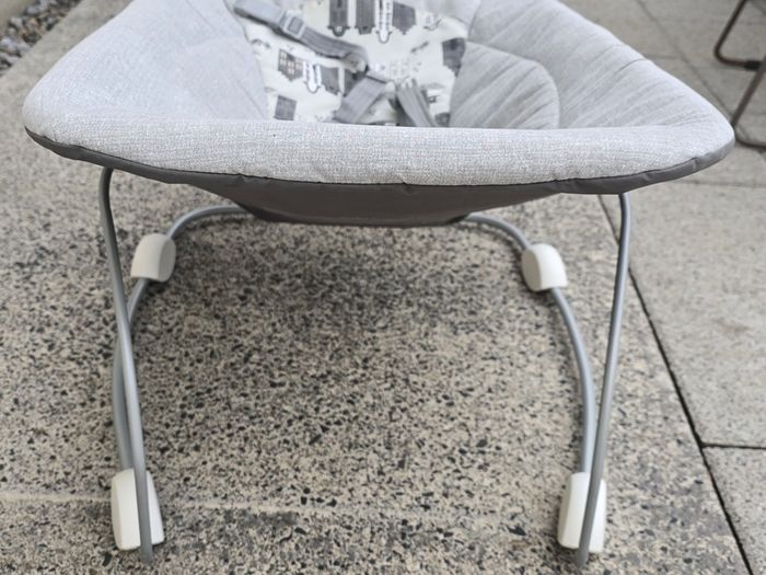 joie bouncer with vibration setting