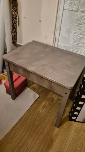 kids table