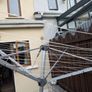 Outdoor clothes line Image 2