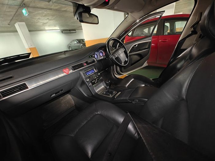 2010 Volvo V70
