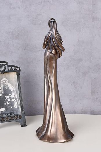 Stunning sculpture bride Magical Original bridal wedding gifts
