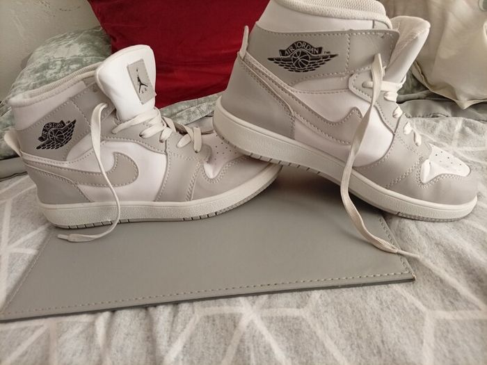 Nike Air Jordan 1