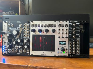 Eurorack: Intellijel, Make Noise, ADDAC Systems