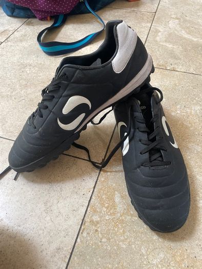 Football boots Sondico