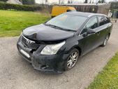 2010 toyota avensis 1.8 breaking