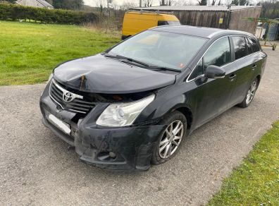 2010 toyota avensis 1.8 breaking