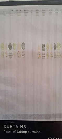 White, lined curtains