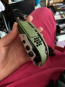 Tt esports level 10 gaming mouse