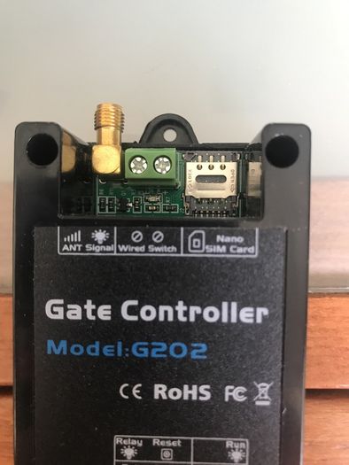 GSM Gate Opener GSM Gate and door open Opener  Controller GSM Door Opener Relay Switch Free Call Mobile Phone Remote for Garage Doors Shutters etc 5 euro extra for wire Plastic Exit Button