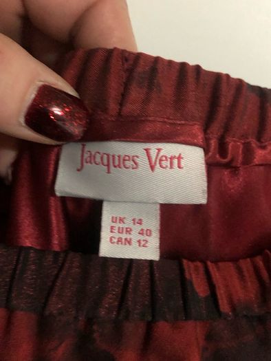 Ladies designer stunning suit size 14 reduced