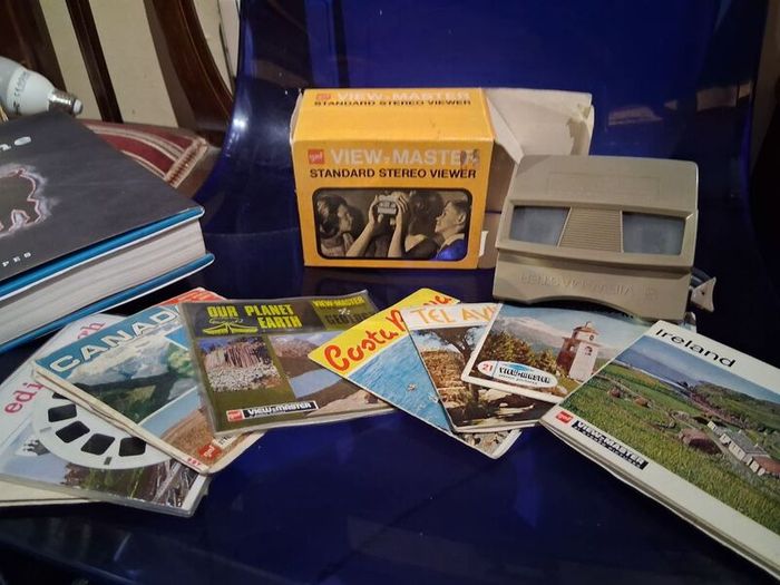 Vintage 3D ViewMaster and Slides