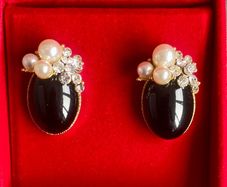 Brand new Pearl & Stone Stud Earrings